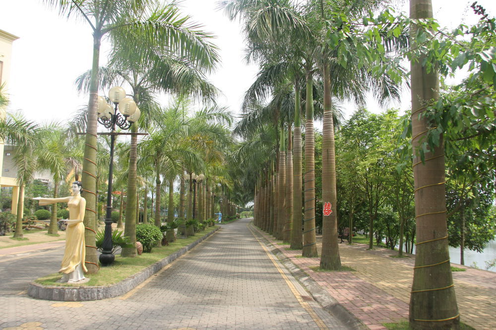 Camela Hotel & Resort Hai Phong Buitenkant foto