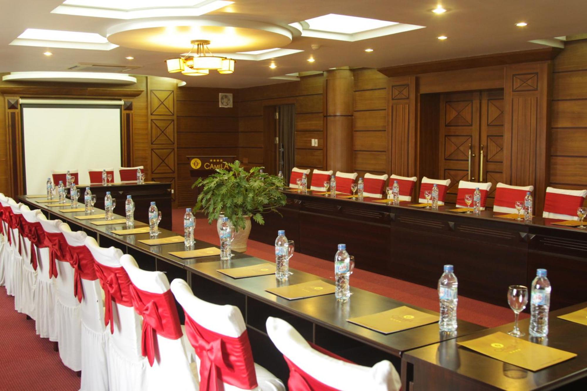 Camela Hotel & Resort Hai Phong Buitenkant foto