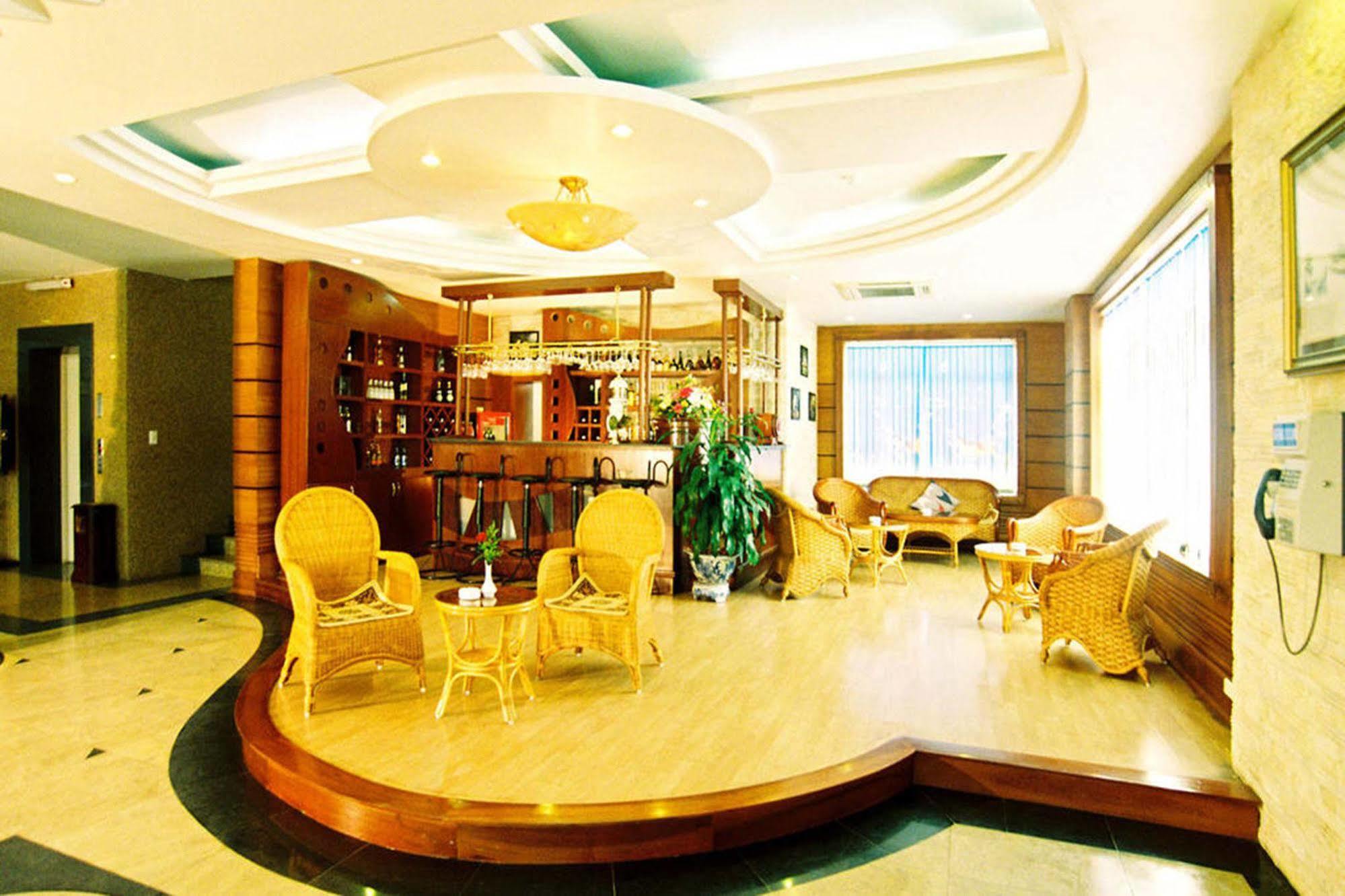 Camela Hotel & Resort Hai Phong Buitenkant foto